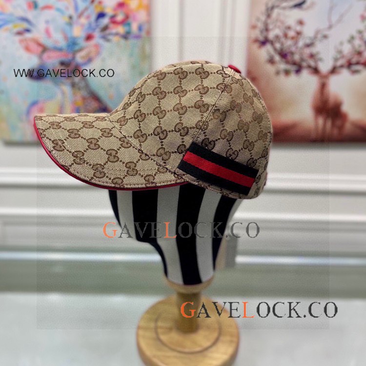 Guccl Canvas GG Web Stripe Baseball Cap in Khaki
